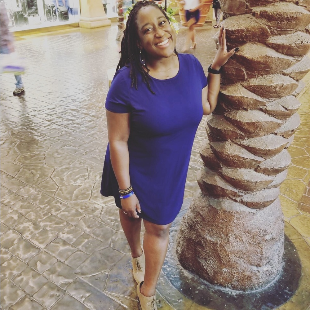 Meet your Posher, Venesa